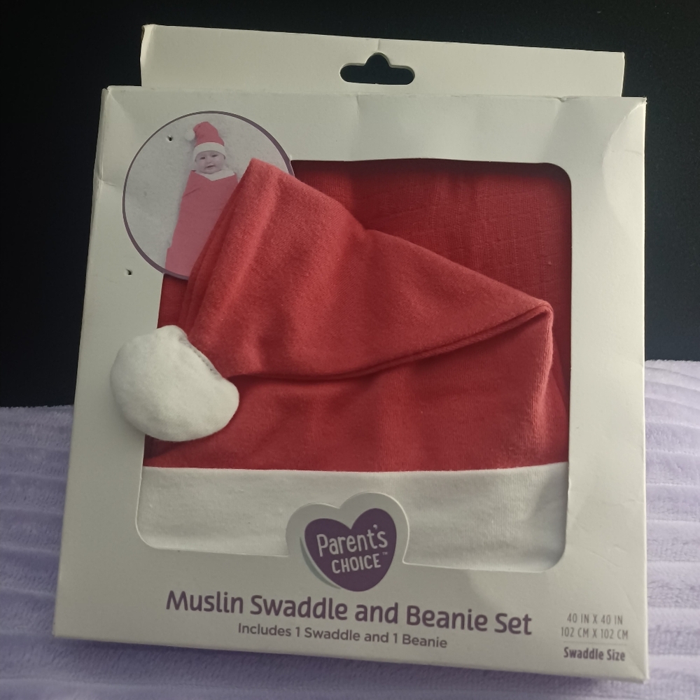 NEW Parents Choice 2pc Muslin Swaddle + Santa Beanie Hat